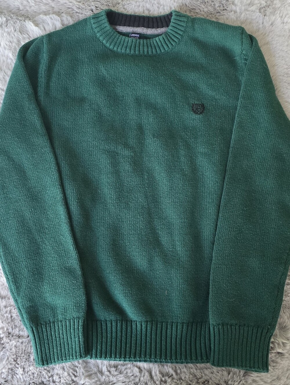 Chaps forest green kids crewneck sweater. 10/12